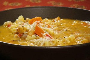 Zupa z ciecierzycy z makaronem (źródło: TLC)
