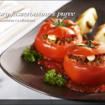 Pomidory faszerowane z puree pachnącym czosnkiem i z oliwkami (źródło: kuchnialidla.pl)