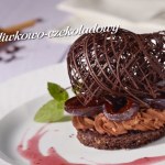 Deser śliwkowo-czekoladowy (źródło: kuchnialidla.pl)